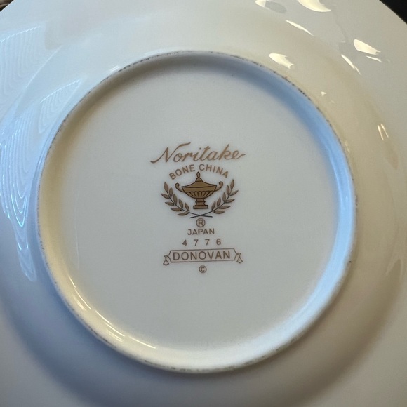 Noritake Bone China 4776 DONOVAN 5 piece set - Picture 3 of 4